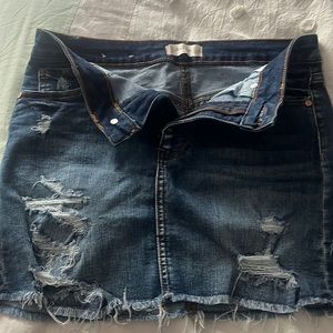 worn once, jean shirt, size small going for 20